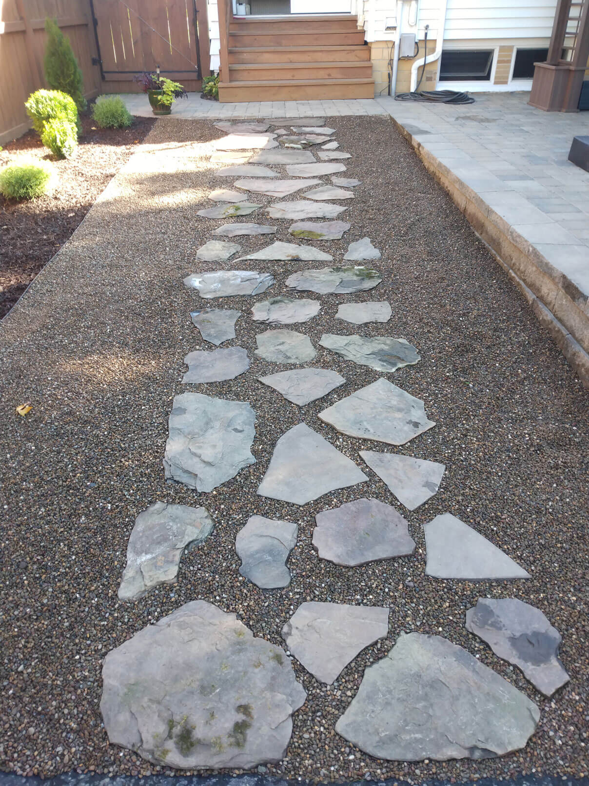 Ścieżka piesza z systemu HexPave